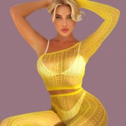 Conjunto amarillo de malla. - Imagen 1