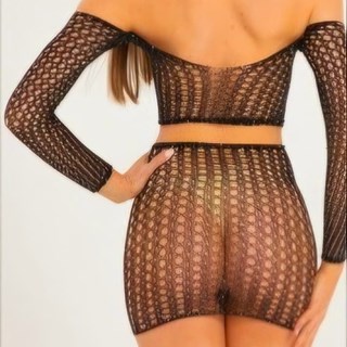 Conjunto de malla de Top y Falda con pedreria. - Imagen 1