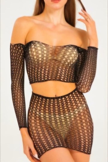 Conjunto de malla de Top y Falda con pedreria. - Imagen 2