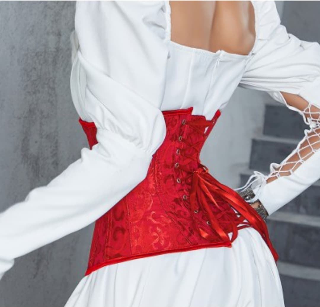 Corset bajo pecho color rojo. - Imagen 2