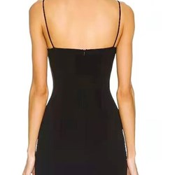 Vestido Bandage negro con flor plateada. - Imagen 2