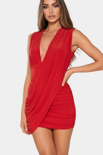 Vestido Corto drapeado con caída. - Imagen 2